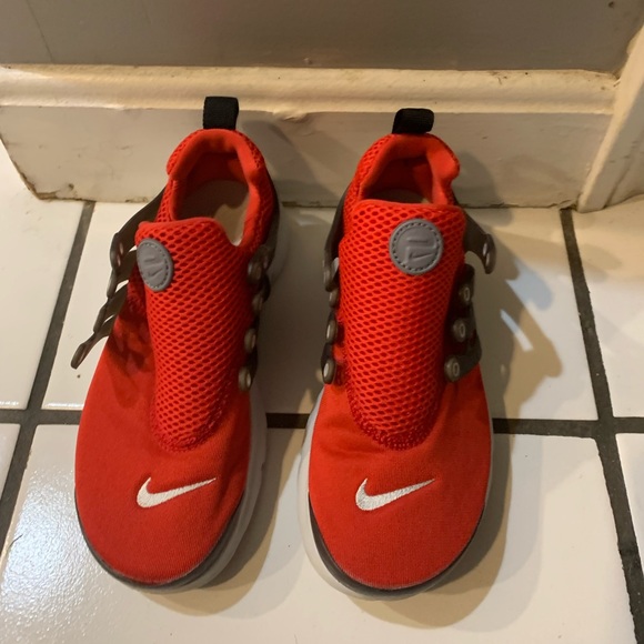 Kids Nike Freerunner size 3 youth - Picture 2 of 2
